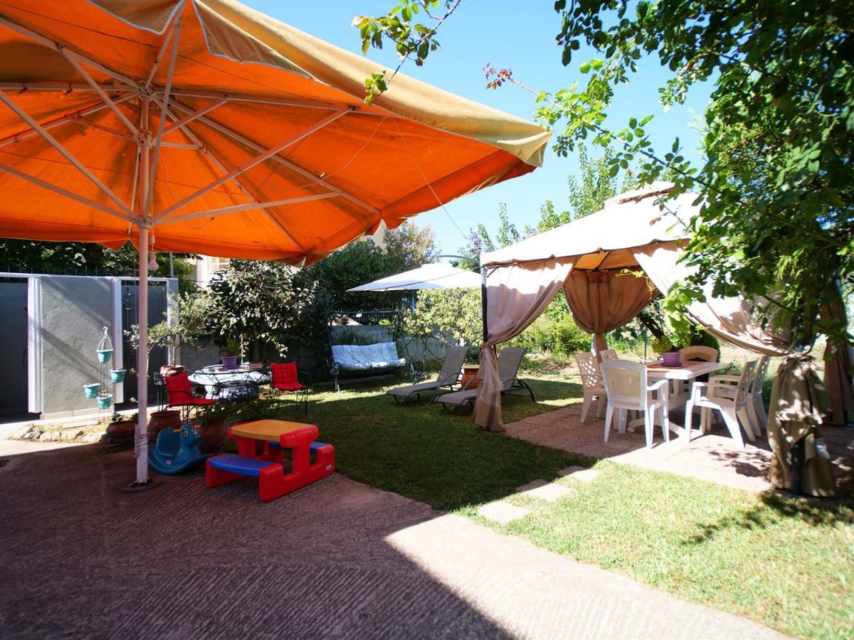 Villa Verde 200 Meters From The Beach Nea Iraklitsa Exterior foto